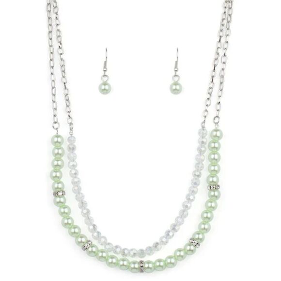 Parisian Princess Green Necklace (70) - Picture 2 of 3